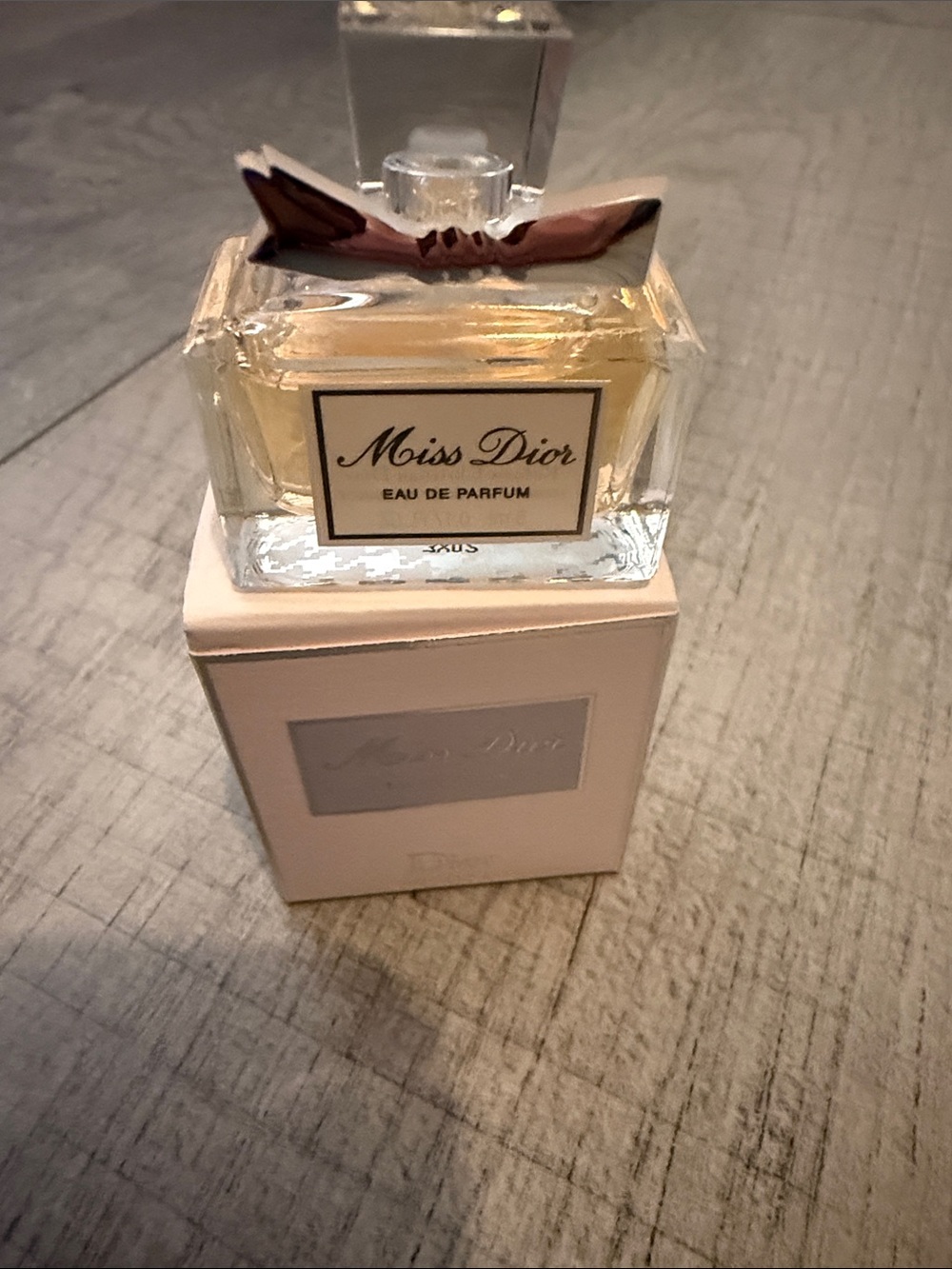 Dior Miss Dior Eau de Parfum - Clear Bottle with Pale Pink Box